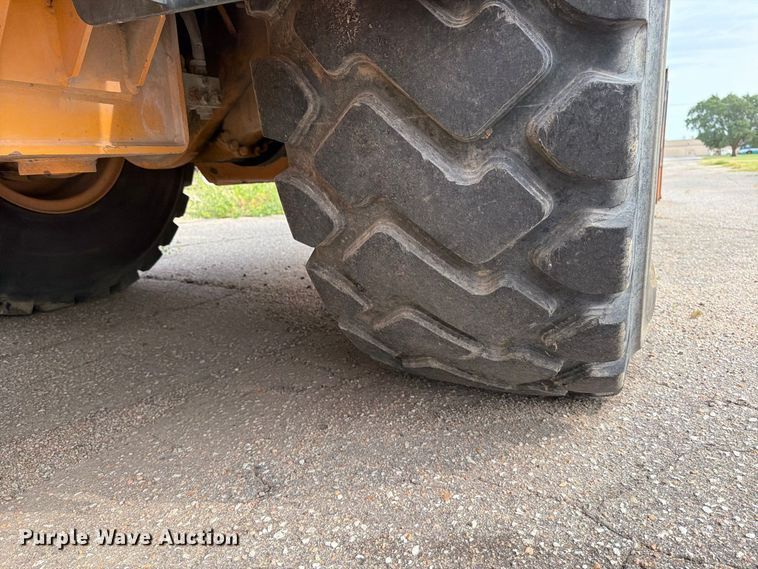 image for item MZ9859 2018 Hyundai HL955XT wheel loader