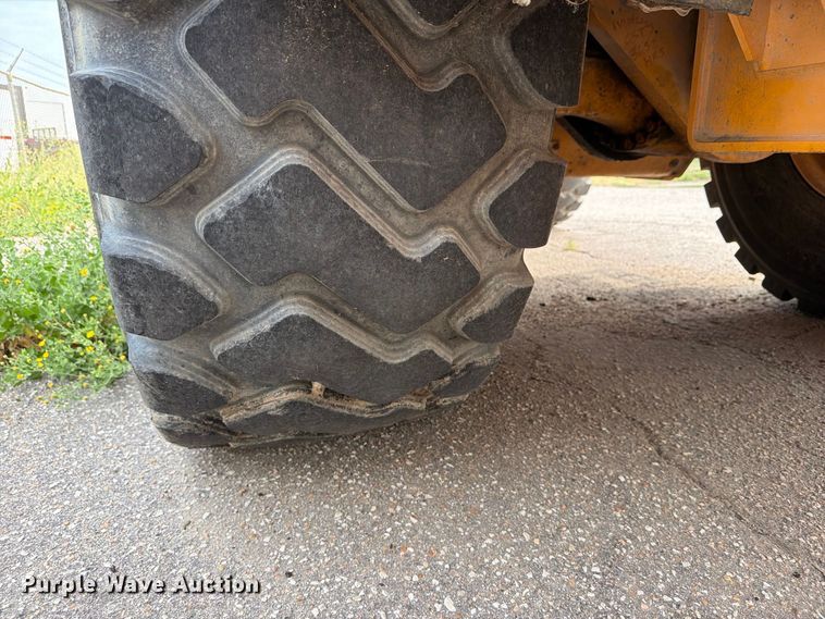 image for item MZ9859 2018 Hyundai HL955XT wheel loader