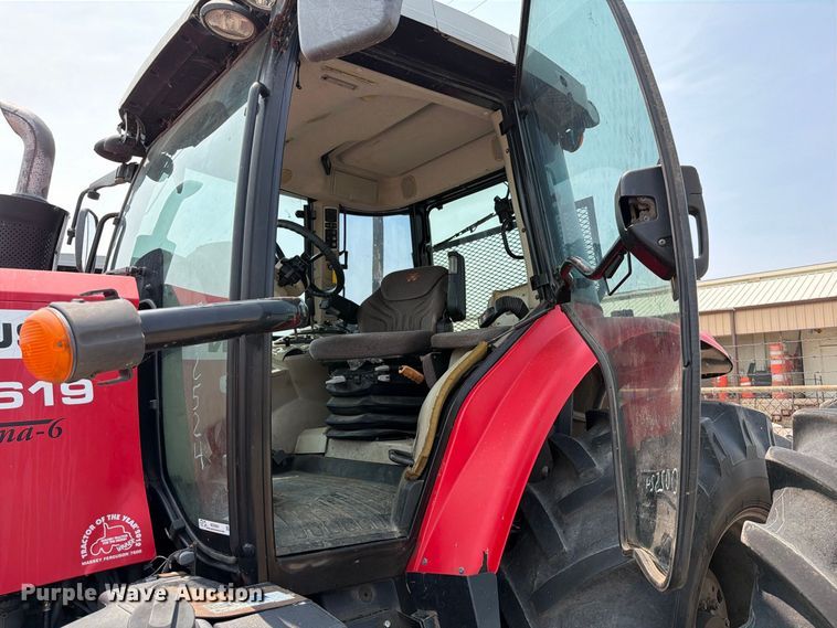 image for item MZ9860 2013 Massey Ferguson 7619 MFWD tractor