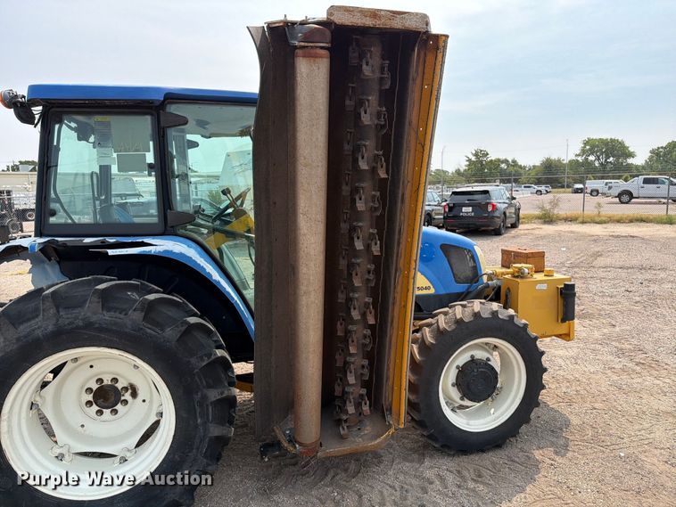 image for item MZ9861 2008 New Holland T5040 MFWD tractor