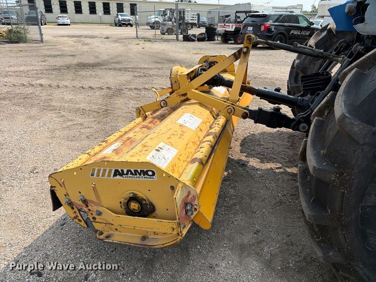 image for item MZ9861 2008 New Holland T5040 MFWD tractor