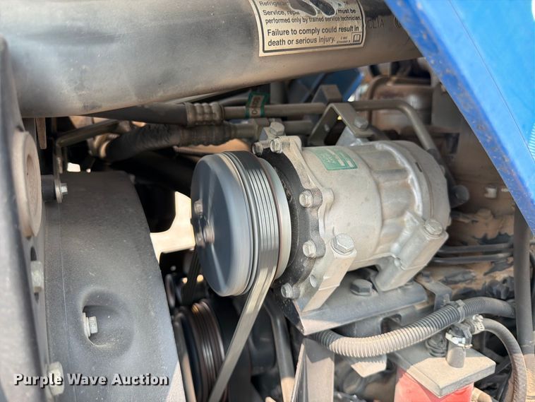 image for item MZ9861 2008 New Holland T5040 MFWD tractor