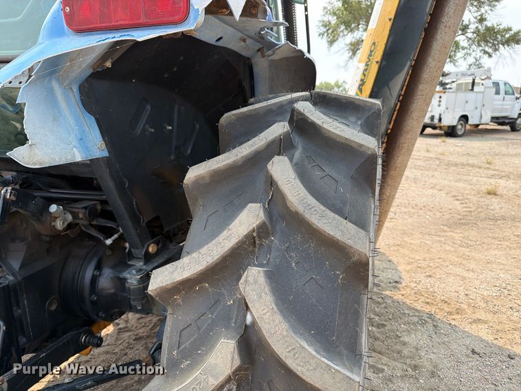 image for item MZ9861 2008 New Holland T5040 MFWD tractor