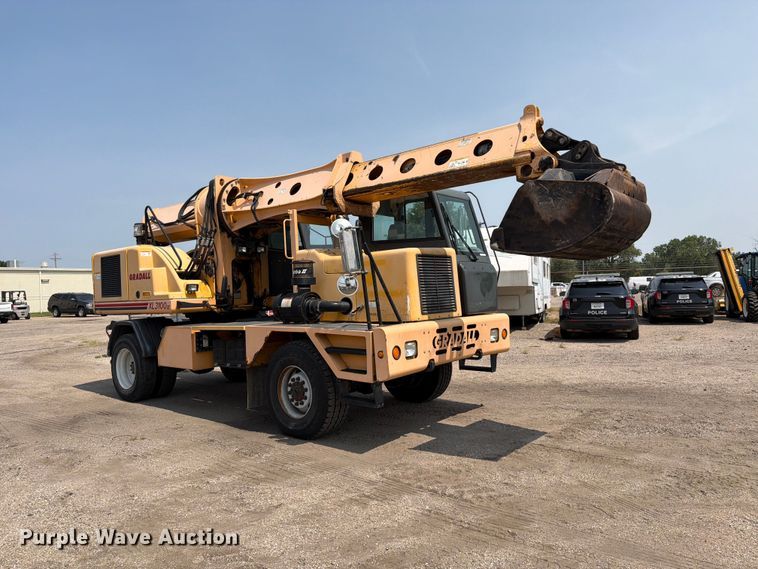 image for item MZ9862 2010 Gradall XL3100 III wheeled excavator