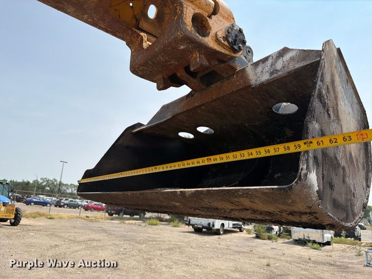 image for item MZ9862 2010 Gradall XL3100 III wheeled excavator