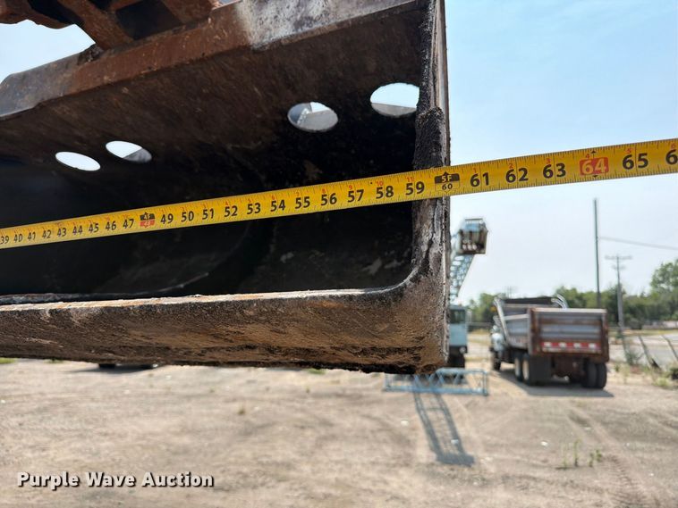 image for item MZ9862 2010 Gradall XL3100 III wheeled excavator