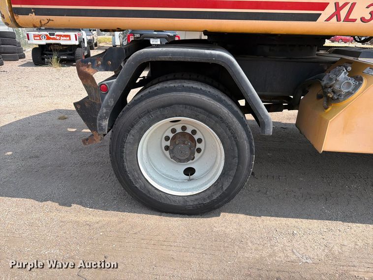 image for item MZ9862 2010 Gradall XL3100 III wheeled excavator