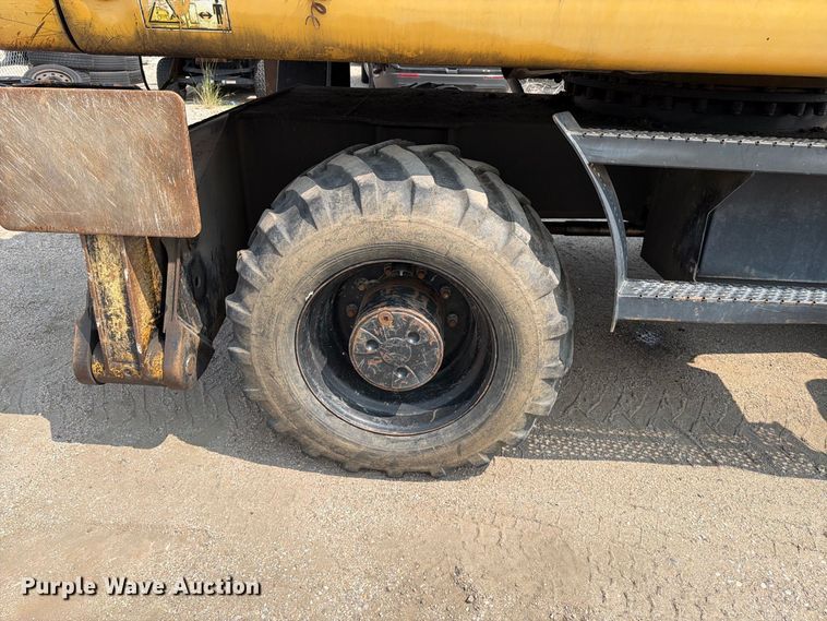 image for item MZ9863 2011 Caterpillar M318D wheeled excavator