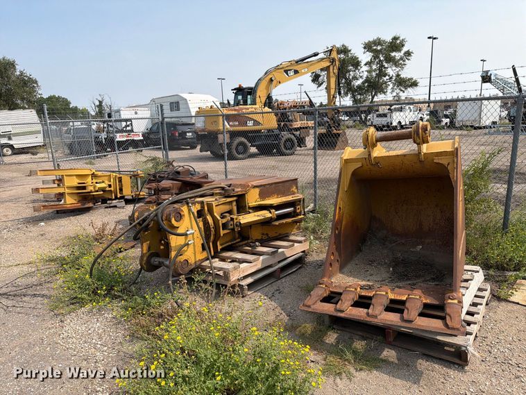 image for item MZ9863 2011 Caterpillar M318D wheeled excavator