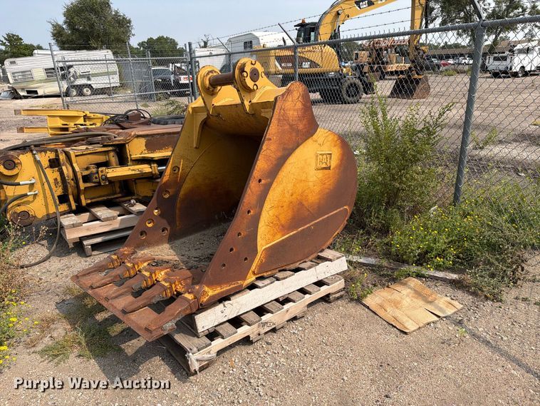 image for item MZ9863 2011 Caterpillar M318D wheeled excavator