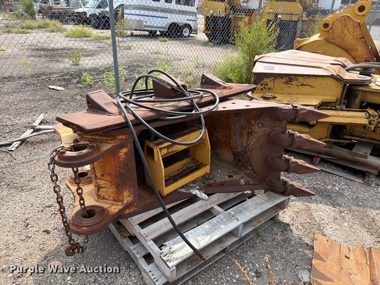 image for item MZ9863 2011 Caterpillar M318D wheeled excavator