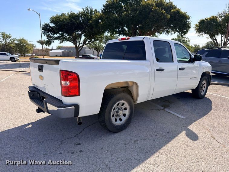image for item DU1510 2013 Chevrolet Silverado 1500 Crew Cab pickup truck