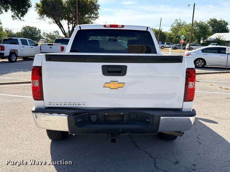 image for item DU1510 2013 Chevrolet Silverado 1500 Crew Cab pickup truck