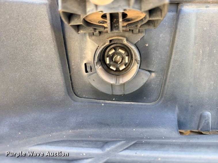 image for item DU1510 2013 Chevrolet Silverado 1500 Crew Cab pickup truck