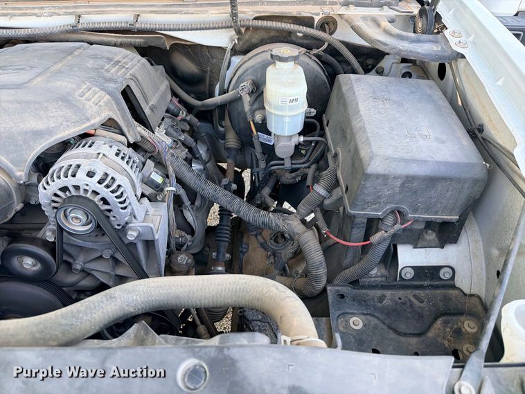 image for item DU1510 2013 Chevrolet Silverado 1500 Crew Cab pickup truck