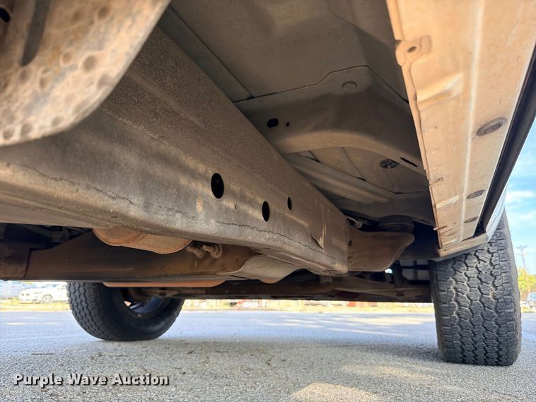 image for item DU1510 2013 Chevrolet Silverado 1500 Crew Cab pickup truck