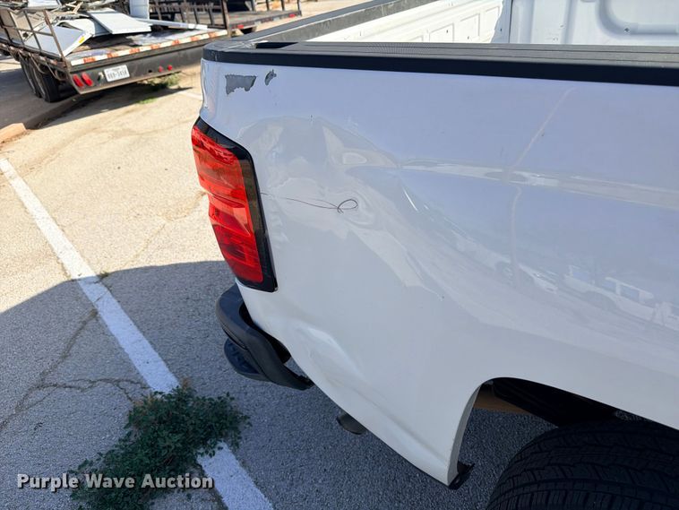 image for item DU1511 2014 Chevrolet Silverado 1500 Crew Cab pickup truck