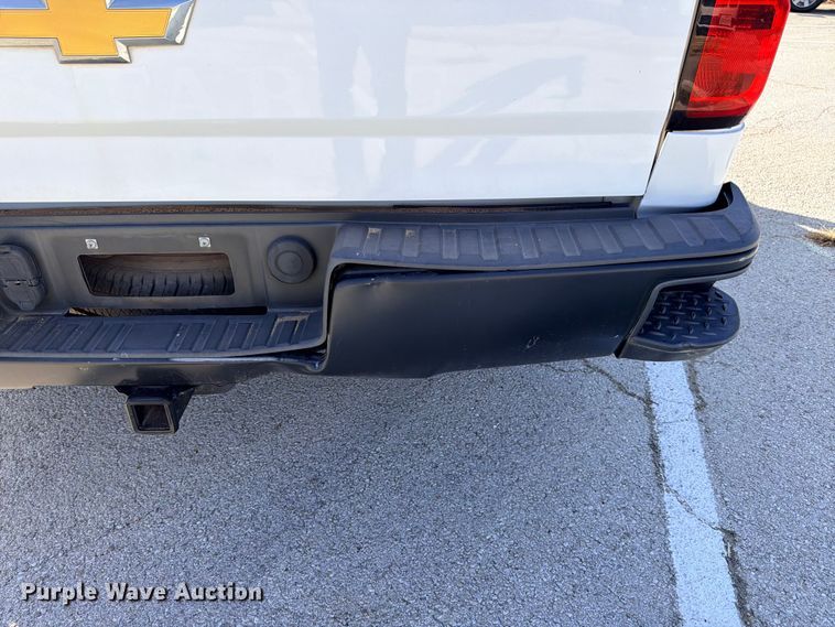image for item DU1511 2014 Chevrolet Silverado 1500 Crew Cab pickup truck