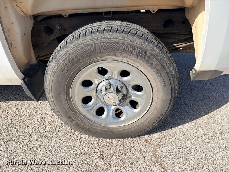 image for item DU1511 2014 Chevrolet Silverado 1500 Crew Cab pickup truck
