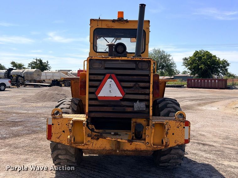 image for item DU1512 1990 Michigan L70 wheel loader