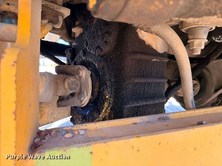 image for item DU1512 1990 Michigan L70 wheel loader