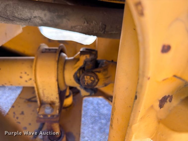image for item DU1512 1990 Michigan L70 wheel loader