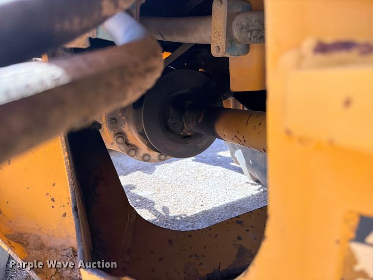image for item DU1512 1990 Michigan L70 wheel loader