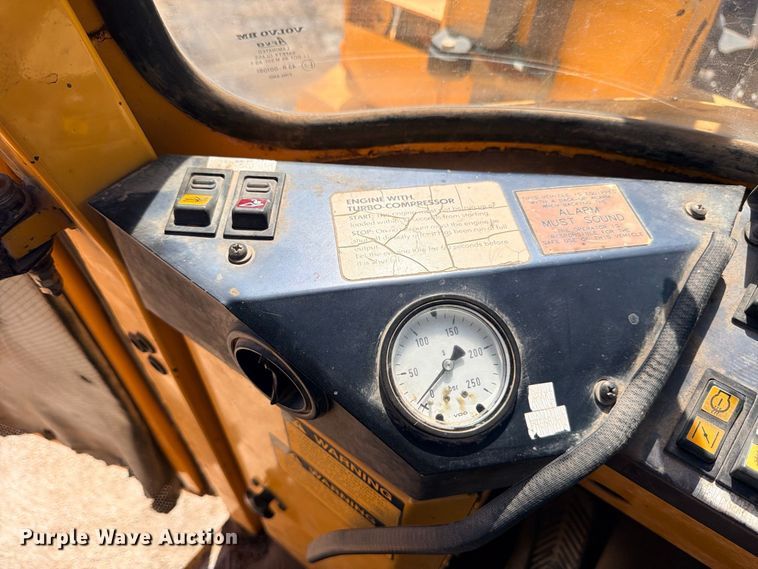 image for item DU1512 1990 Michigan L70 wheel loader