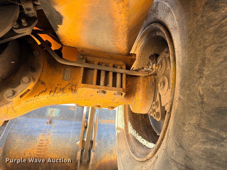 image for item DU1512 1990 Michigan L70 wheel loader
