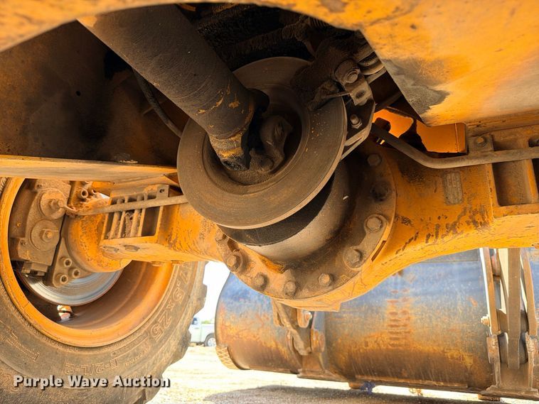image for item DU1512 1990 Michigan L70 wheel loader