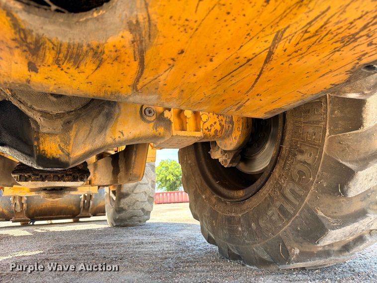 image for item DU1512 1990 Michigan L70 wheel loader