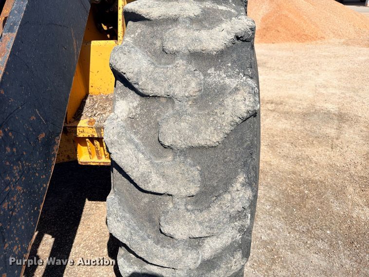 image for item DU1512 1990 Michigan L70 wheel loader