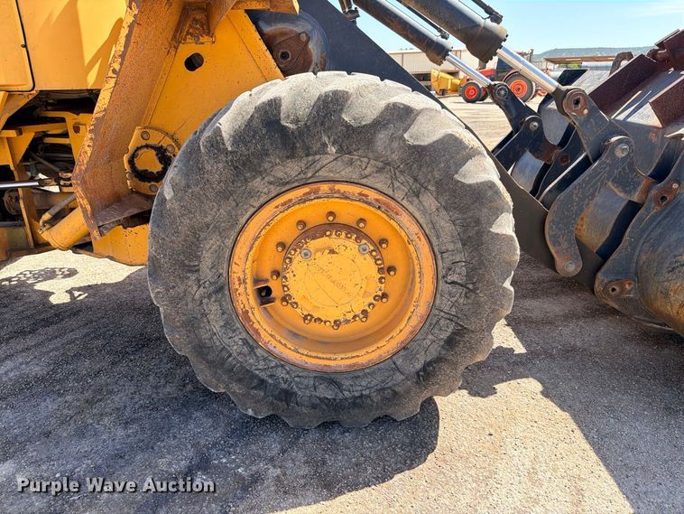 image for item DU1512 1990 Michigan L70 wheel loader