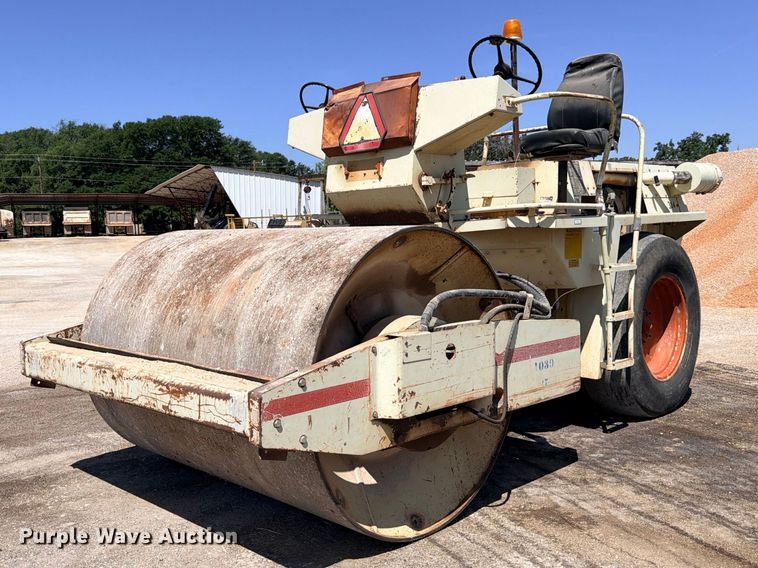 1984 Rexworks SP910 single drum vibratory roller