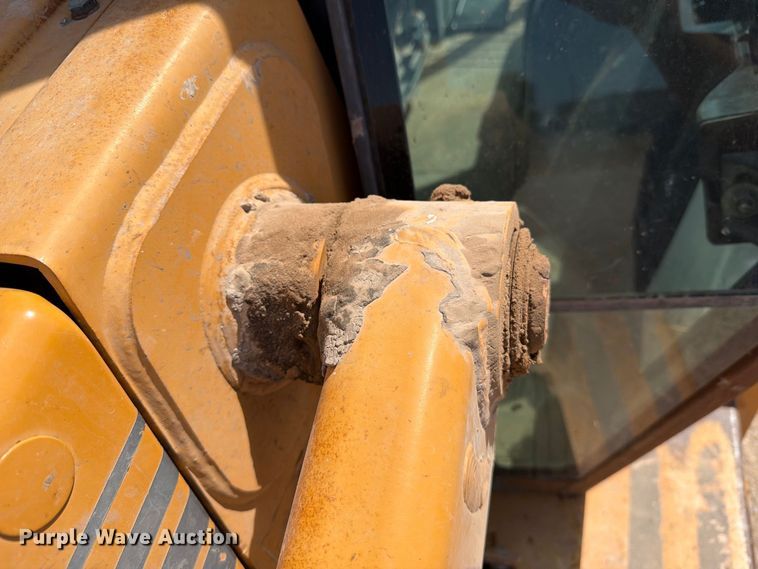 image for item DV8587 1998 Case 580L backhoe