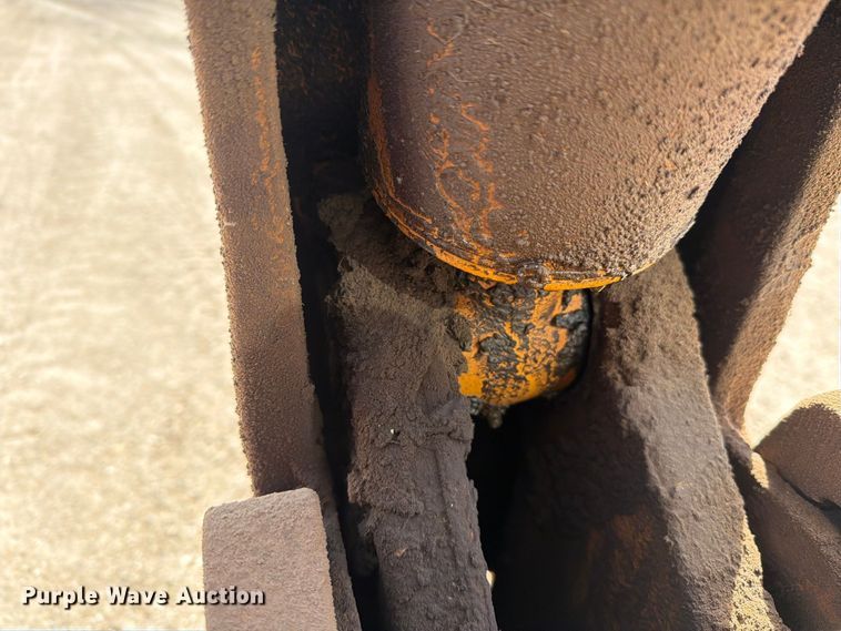image for item DV8587 1998 Case 580L backhoe