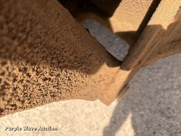 image for item DV8587 1998 Case 580L backhoe