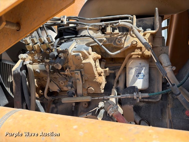 image for item DV8587 1998 Case 580L backhoe