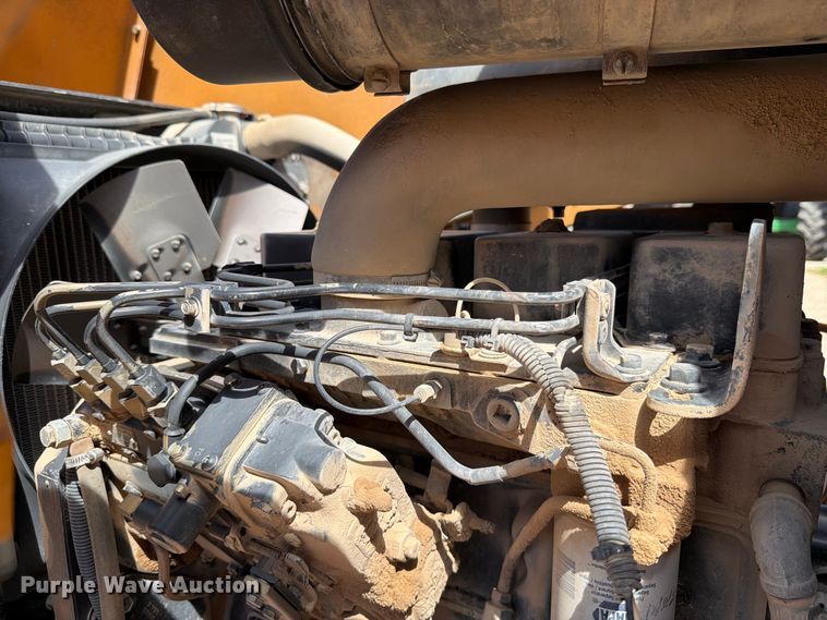 image for item DV8587 1998 Case 580L backhoe