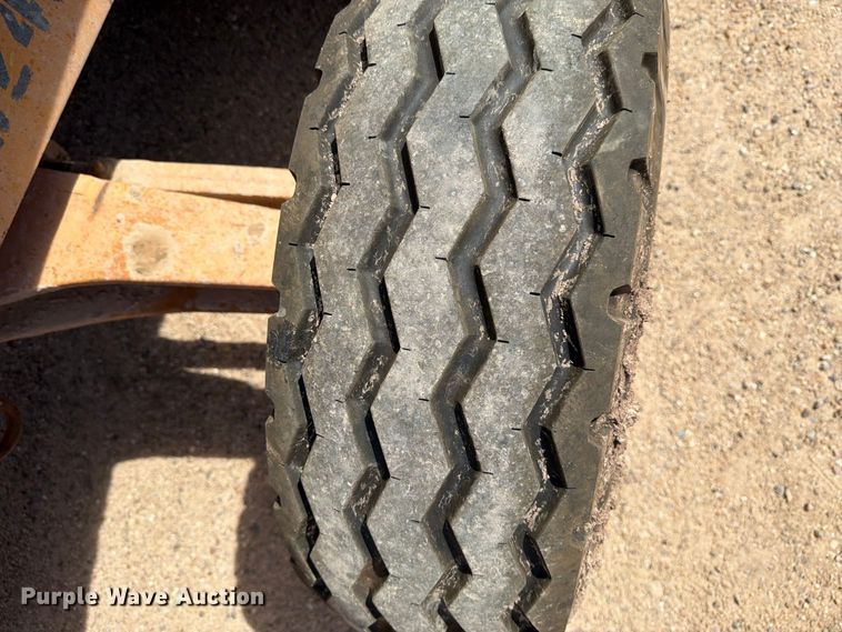 image for item DV8587 1998 Case 580L backhoe