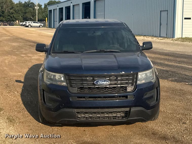 image for item DY3156 2017 Ford Explorer Police SUV