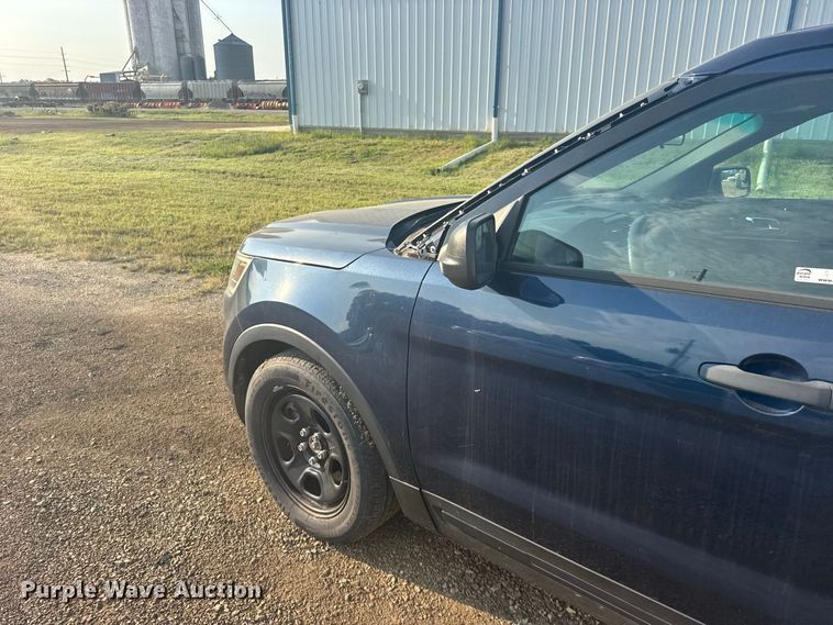 image for item DY3156 2017 Ford Explorer Police SUV