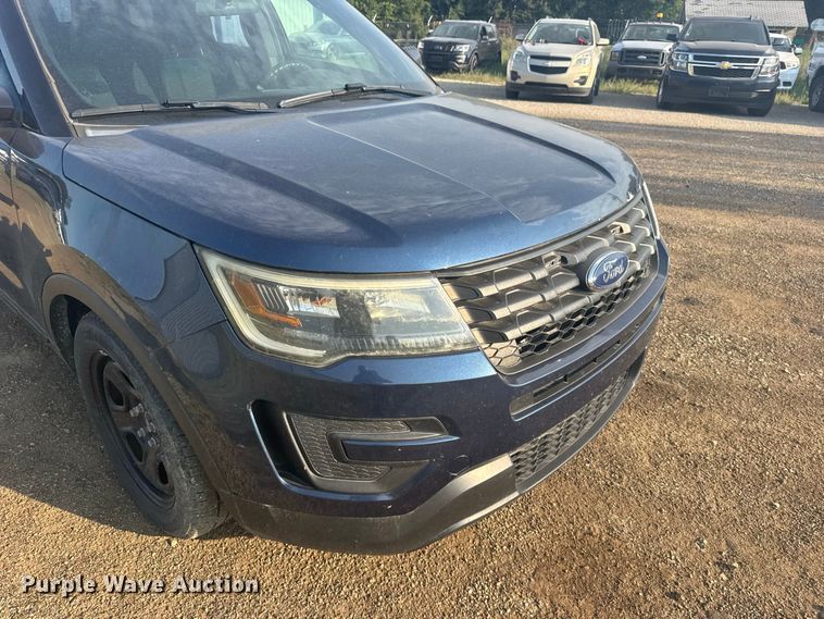 image for item DY3156 2017 Ford Explorer Police SUV