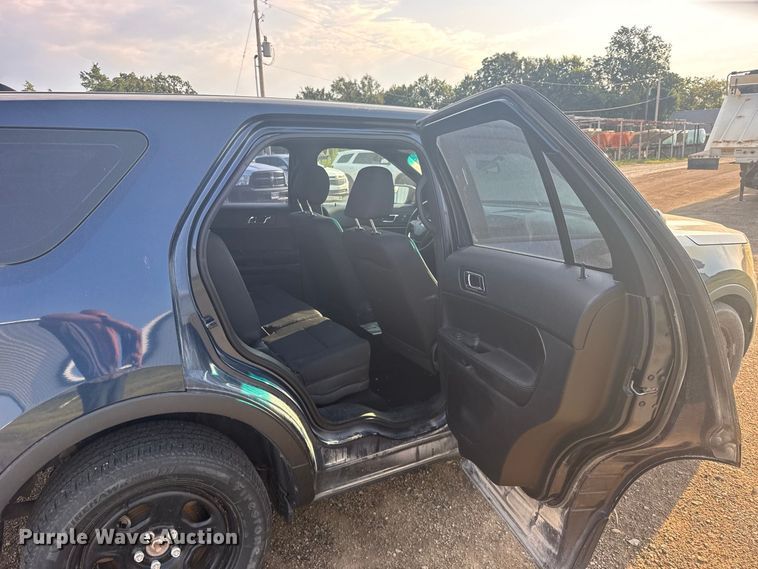 image for item DY3156 2017 Ford Explorer Police SUV