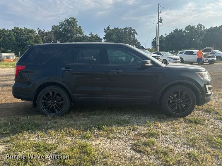 image for item DY3157 2018 Ford Explorer Police SUV