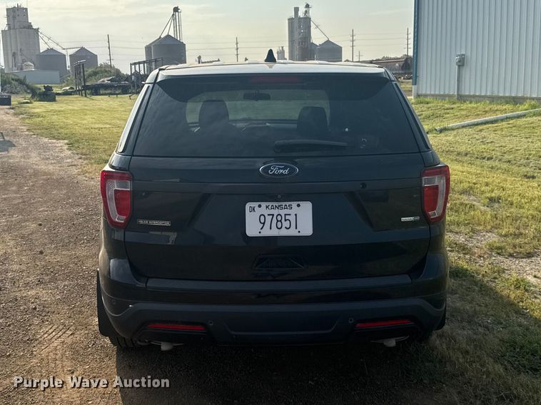 image for item DY3157 2018 Ford Explorer Police SUV