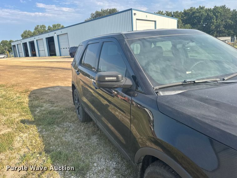 image for item DY3157 2018 Ford Explorer Police SUV