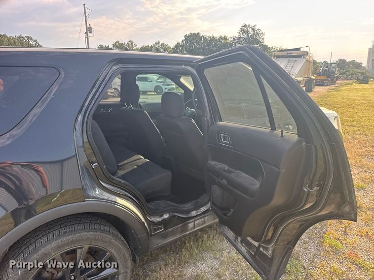 image for item DY3157 2018 Ford Explorer Police SUV