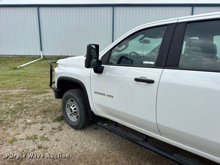 image for item DY3161 2021 Chevrolet Silverado 2500HD Crew Cab utility bed pickup truck