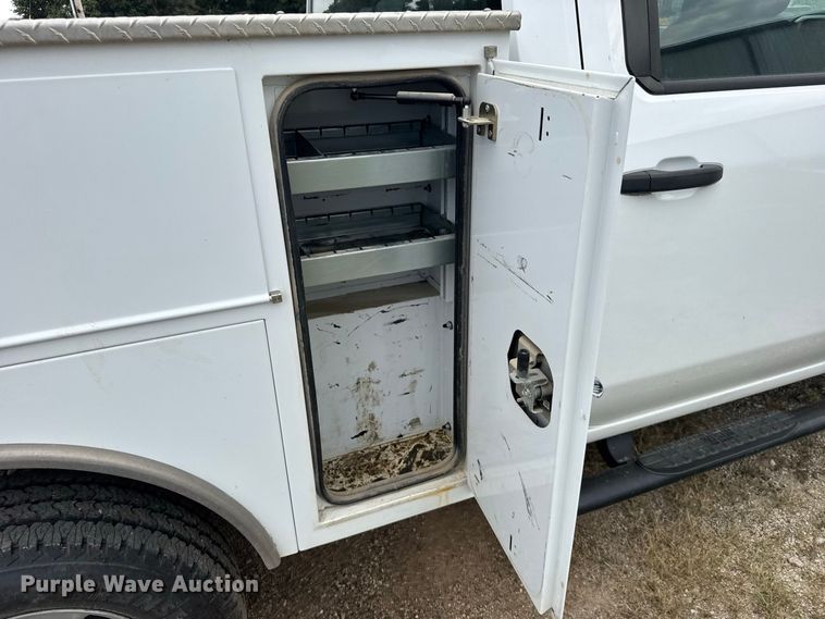 image for item DY3161 2021 Chevrolet Silverado 2500HD Crew Cab utility bed pickup truck